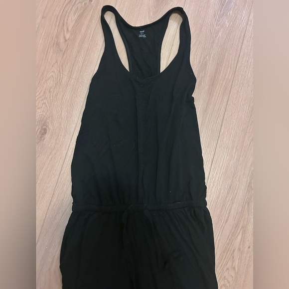 NWOT Aerie Women’s Racerback black pant romper Size Medium - Picture 5 of 5